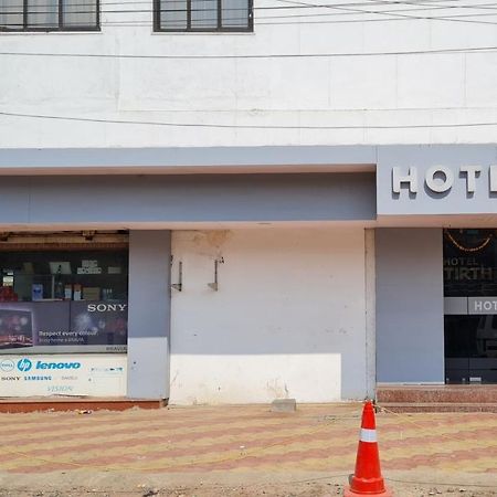Hotel Tirth Ankleshwar Luaran gambar