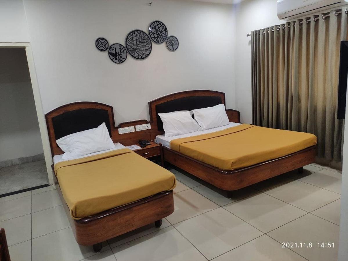 Hotel Tirth Ankleshwar Luaran gambar
